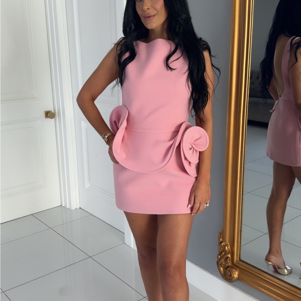 Elegant Pink Sleeveless Dress